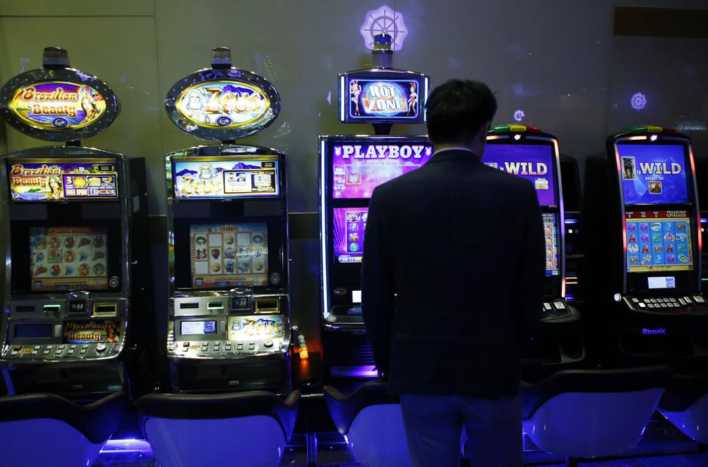 The casino has many games